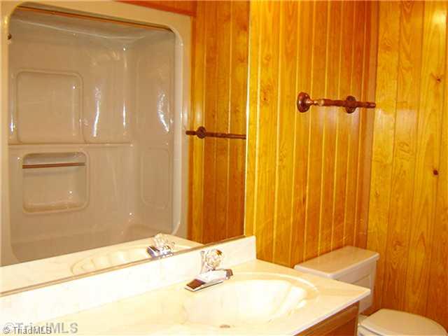 5839 Reynolda Road Winston-Salem, NC 27106 - Photo 8 of 16 Bath.