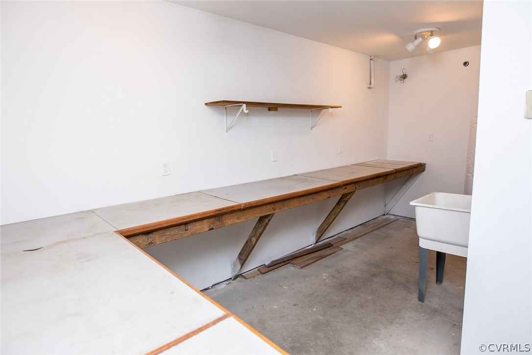 4002 Fraley Court Mechanicsville, VA 23111 - Photo 38 of 49 a close view of closet