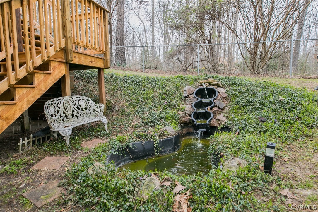 4002 Fraley Court Mechanicsville, VA 23111 - Photo 47 of 49 a garden view with a seating space