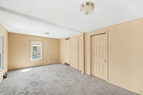 $96,500 | 4484 4th Street, Ecorse, MI 48229