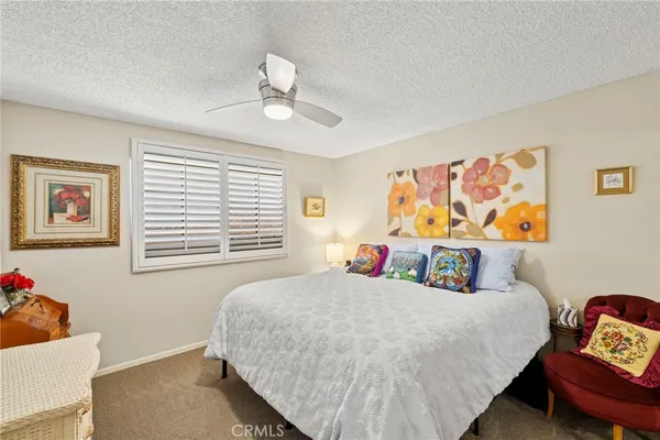 $1,899,999 | 216 West Escalones, San Clemente, CA 92672
