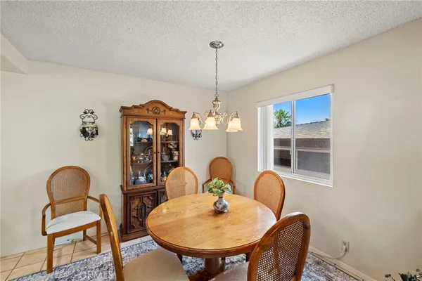 $1,899,999 | 216 West Escalones, San Clemente, CA 92672