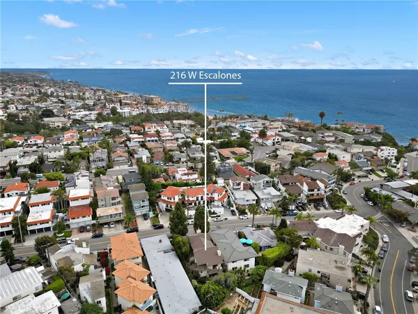 $1,899,999 | 216 West Escalones, San Clemente, CA 92672