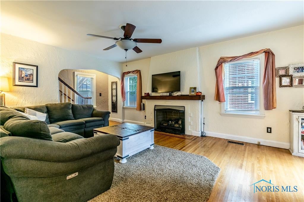 3847 Woodmont Road Toledo, OH 43613 - Photo 7 of 41 Gallery Image 7