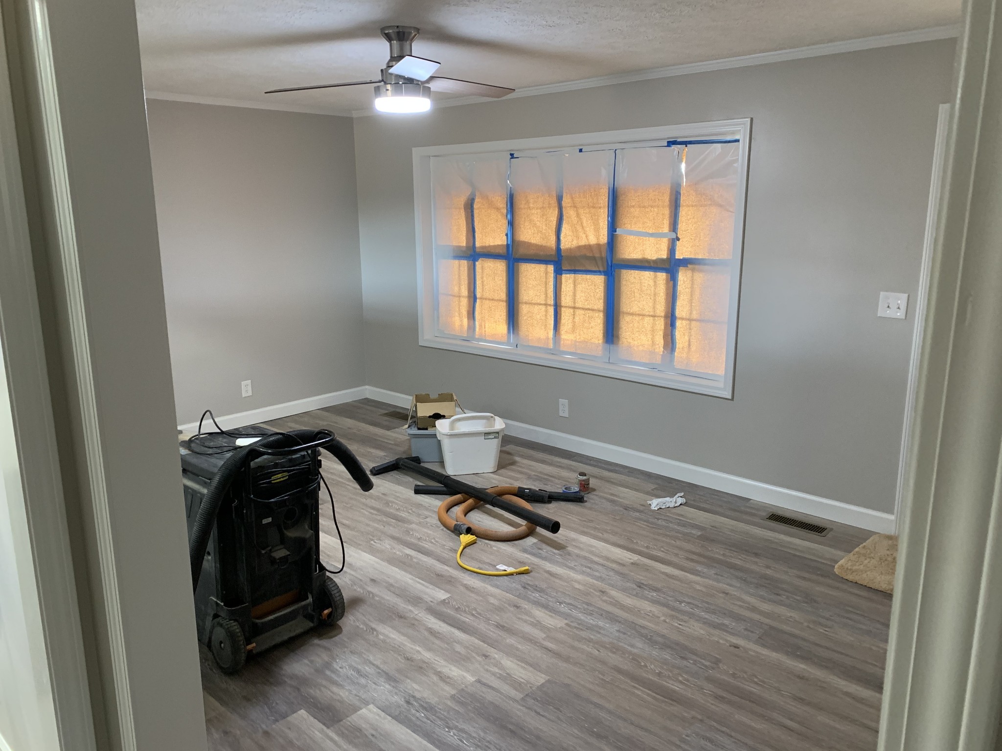 881 Russom Road Finger, TN 38334 - Photo 16 of 61 a room with gym equipment and a window