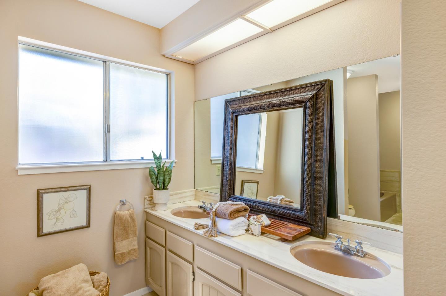 25 Los Encinos Drive Del Rey Oaks, CA 93940 - Photo 13 of 24