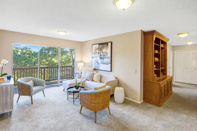 $998,500 | 25 Los Encinos Drive, Del Rey Oaks, CA 93940