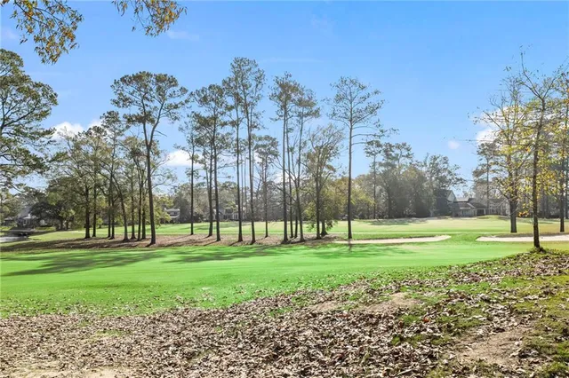 $282,000 | 30 South Court Villa Drive, Unit 30, Mandeville, LA 70471