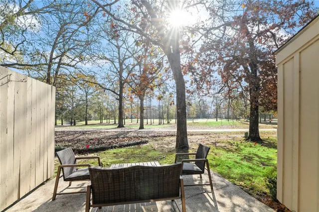 $282,000 | 30 South Court Villa Drive, Unit 30, Mandeville, LA 70471