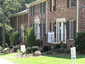4335 Walker Road, Unit E Charlotte, NC 28211 - Photo 6 of 8 Gallery Image 6