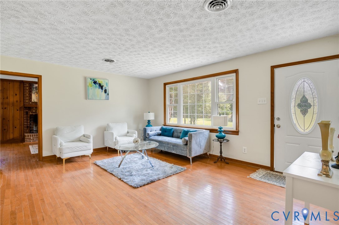 9931 Barnetts Road Charles City, VA 23030 - Photo 6 of 31