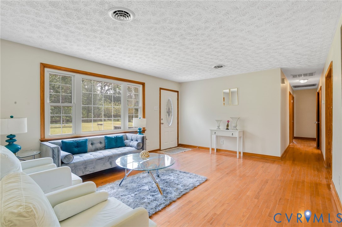 9931 Barnetts Road Charles City, VA 23030 - Photo 8 of 31