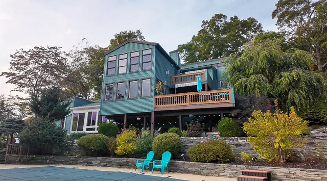 $749,900 | 84 Ridge Hill Road, Montville, CT 06370