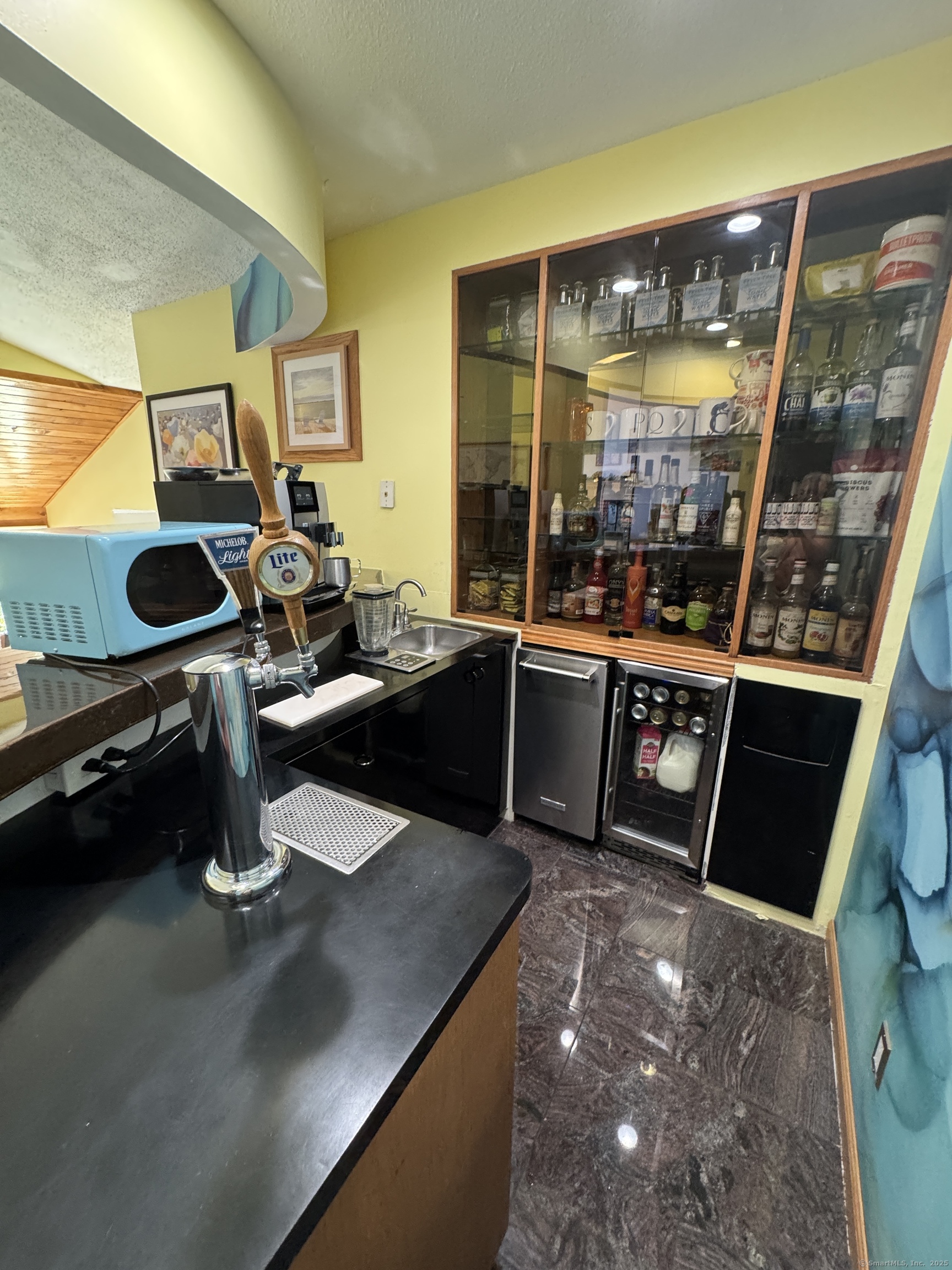 84 Ridge Hill Road Montville, CT 06370 - Photo 13 of 38