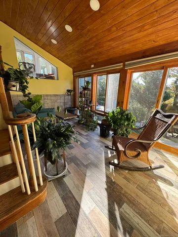 $749,900 | 84 Ridge Hill Road, Montville, CT 06370