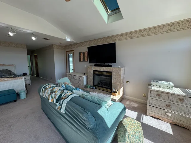 $749,900 | 84 Ridge Hill Road, Montville, CT 06370