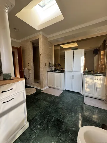 $749,900 | 84 Ridge Hill Road, Montville, CT 06370