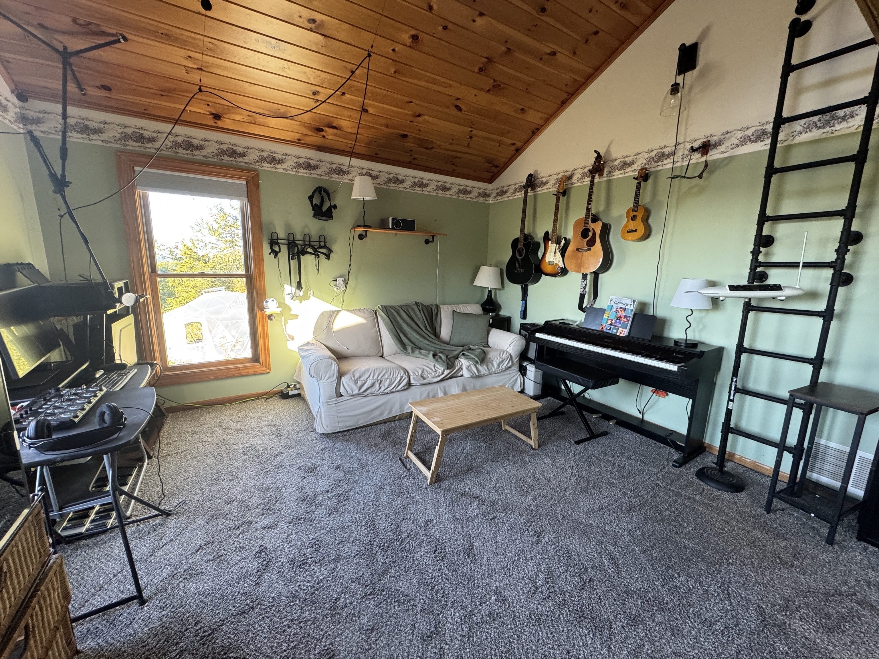 84 Ridge Hill Road Montville, CT 06370 - Photo 25 of 38