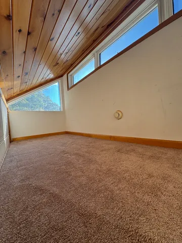 $749,900 | 84 Ridge Hill Road, Montville, CT 06370