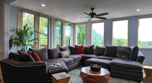 $749,900 | 84 Ridge Hill Road, Montville, CT 06370