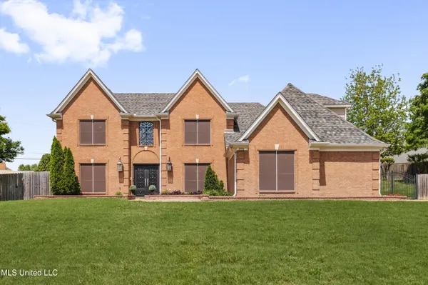 $479,000 | 2196 Little Elk Cove, Southaven, MS 38672