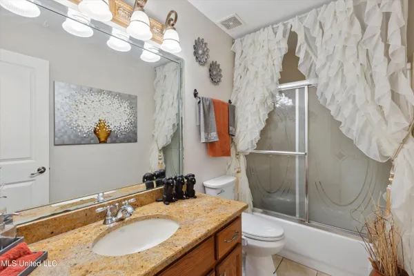 $479,000 | 2196 Little Elk Cove, Southaven, MS 38672