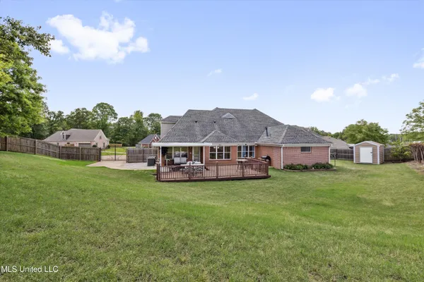 $479,000 | 2196 Little Elk Cove, Southaven, MS 38672