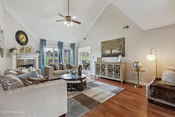 $479,000 | 2196 Little Elk Cove, Southaven, MS 38672