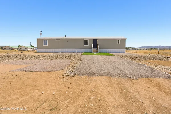 $240,000 | 235 West Acapulco Way, Paulden, AZ 86334