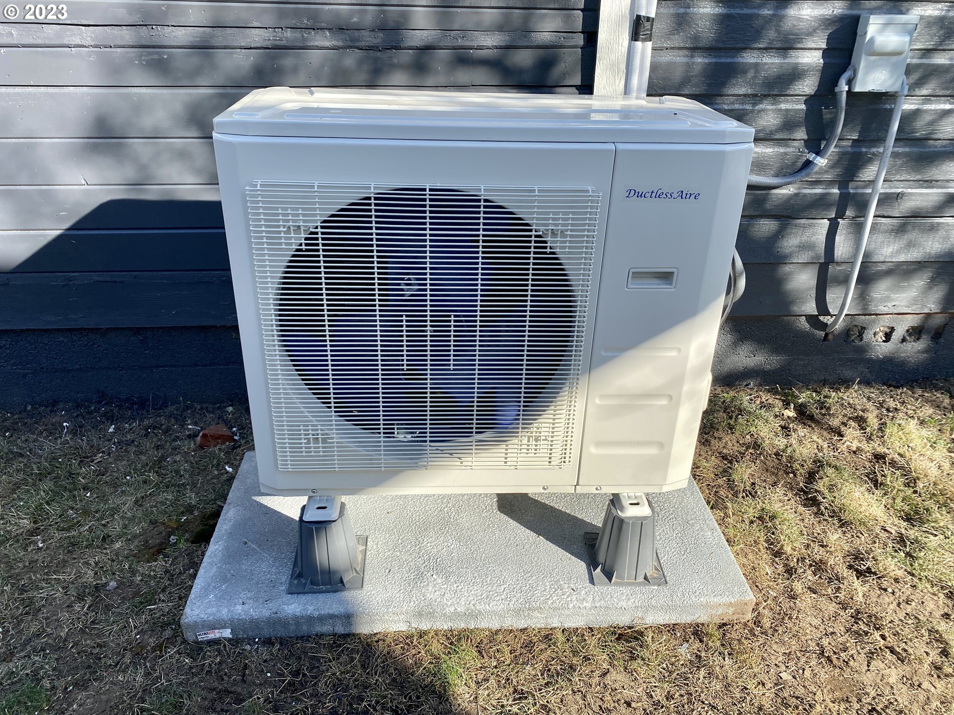 417 East Court Street Goldendale, WA 98620 - Photo 18 of 19 a view of roof