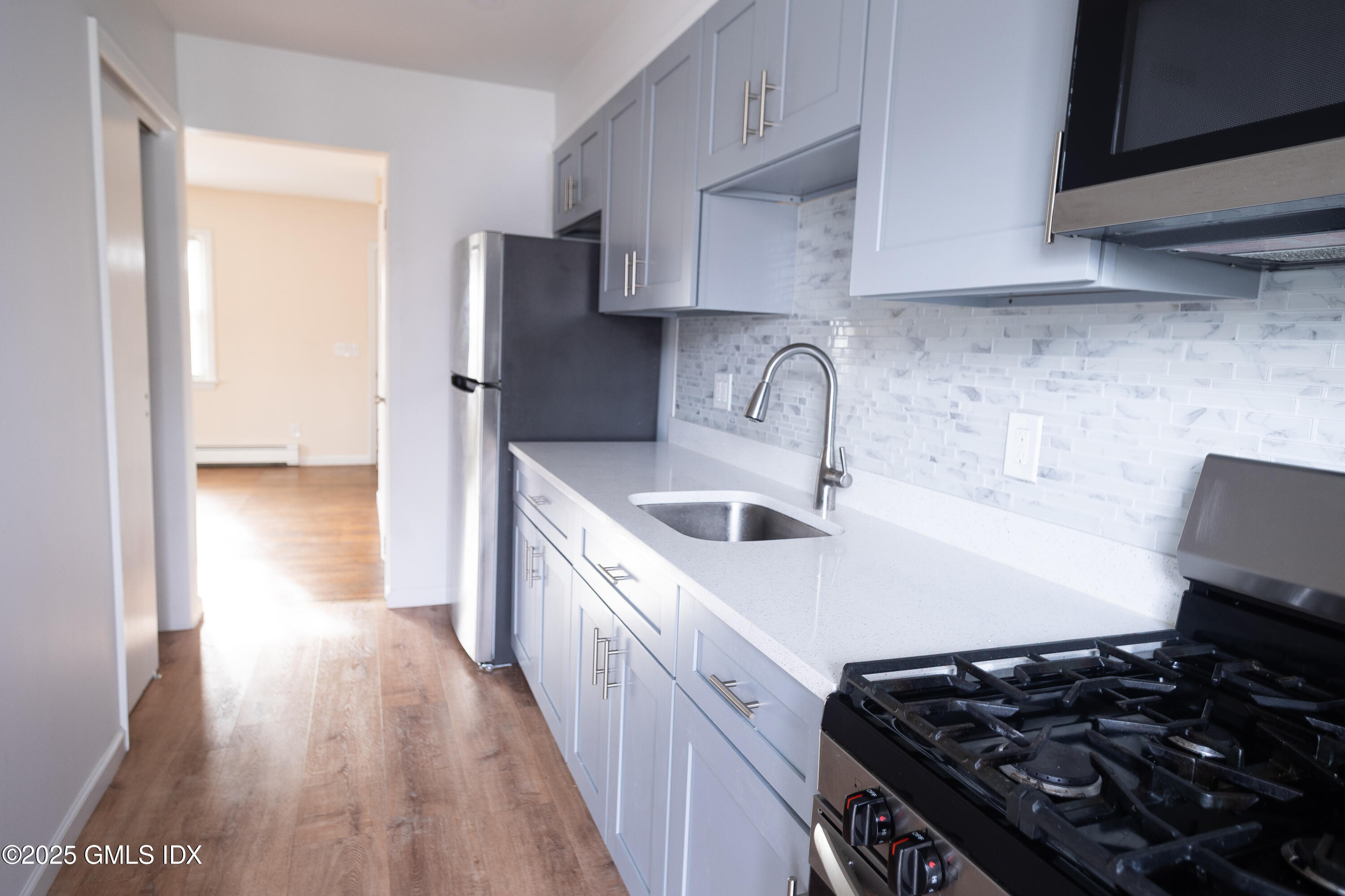 51 View Street West, Unit 2 Greenwich, CT 06830 - Photo 6 of 19 _P4A9808