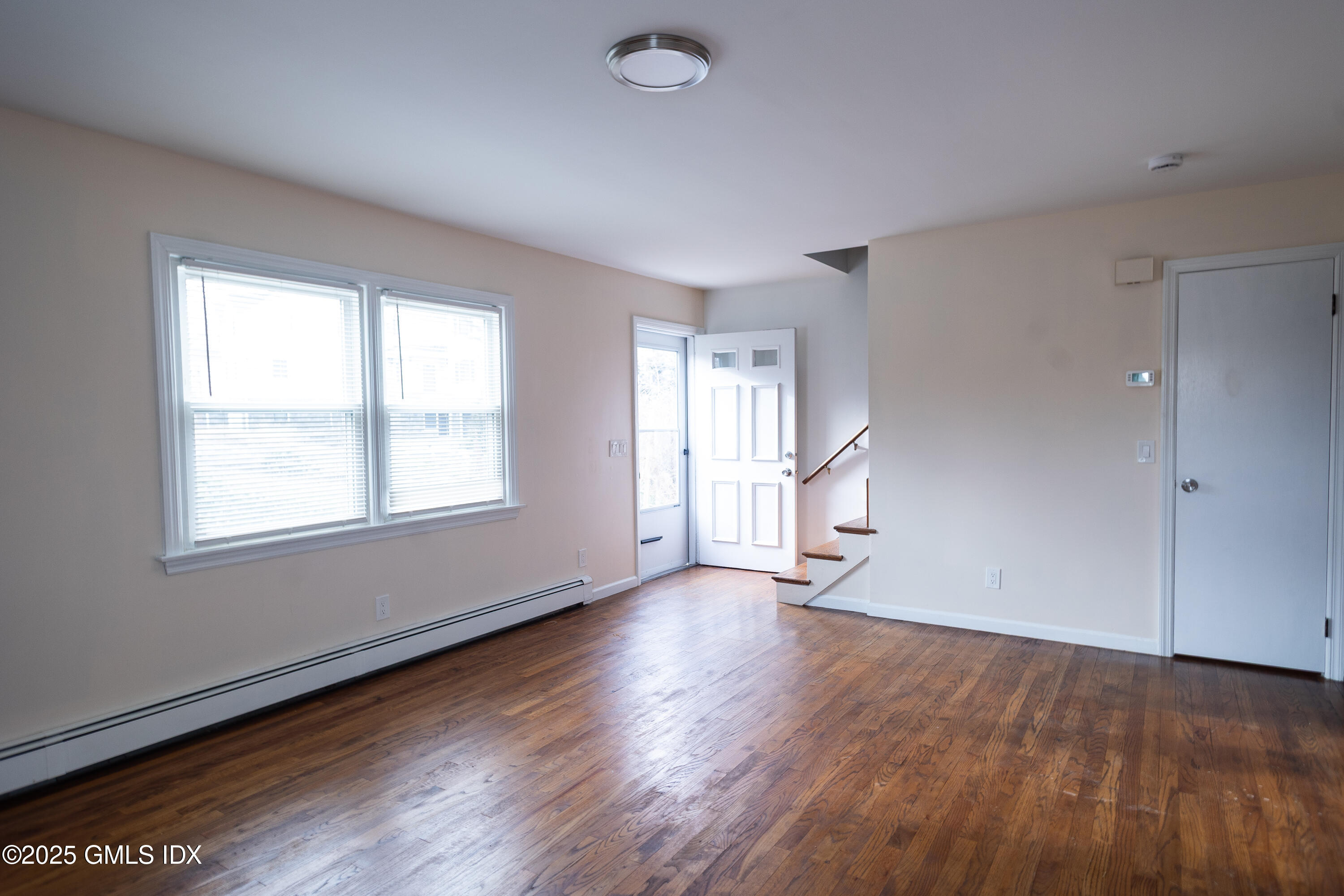 51 View Street West, Unit 2 Greenwich, CT 06830 - Photo 7 of 19 _P4A9848