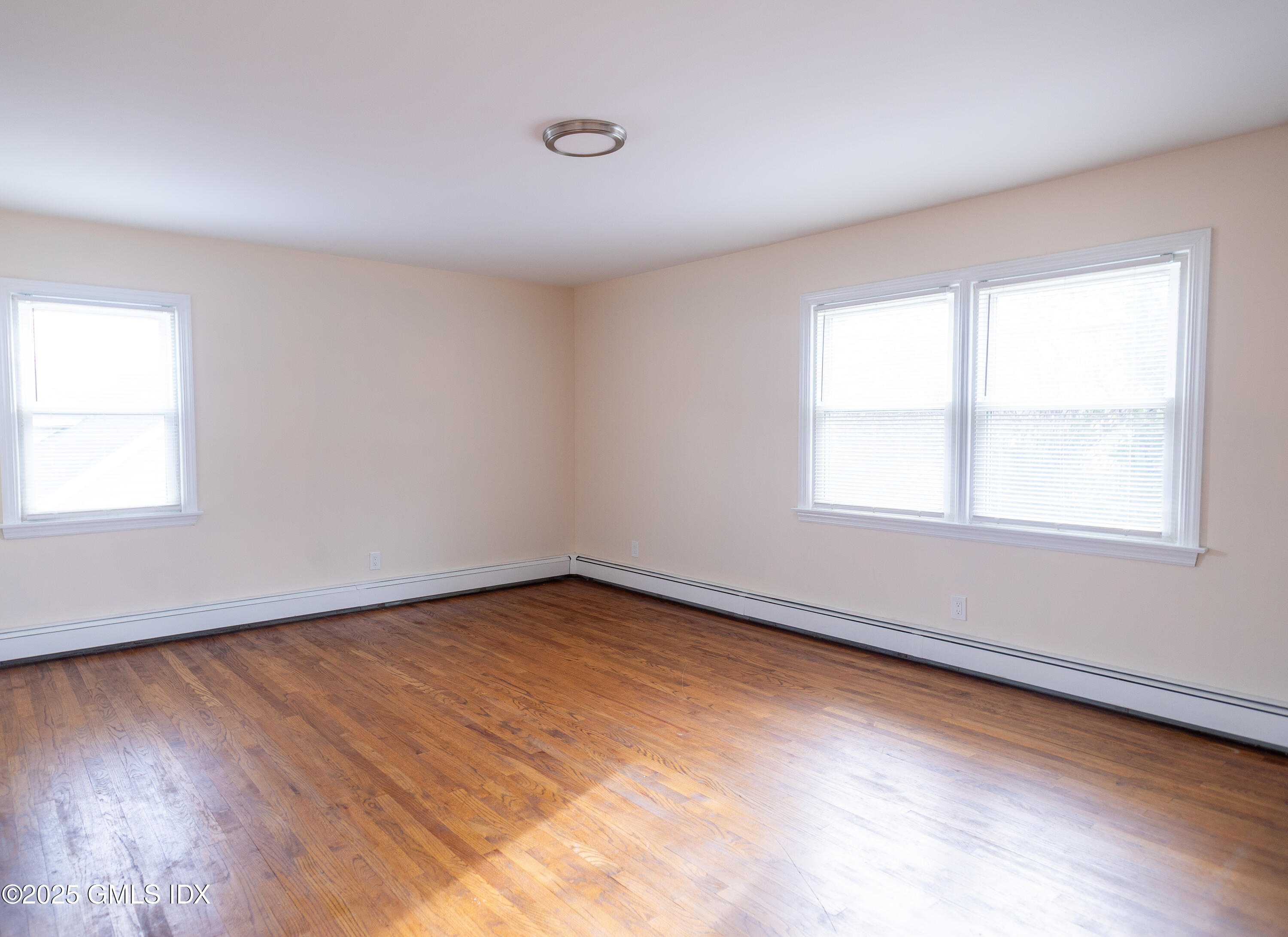 51 View Street West, Unit 2 Greenwich, CT 06830 - Photo 8 of 19 _P4A9826