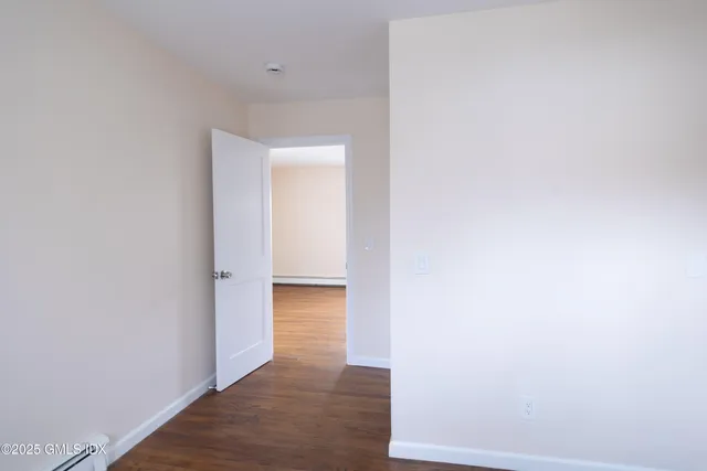 $3,950 | 51 View Street West, Unit 2, Greenwich, CT 06830