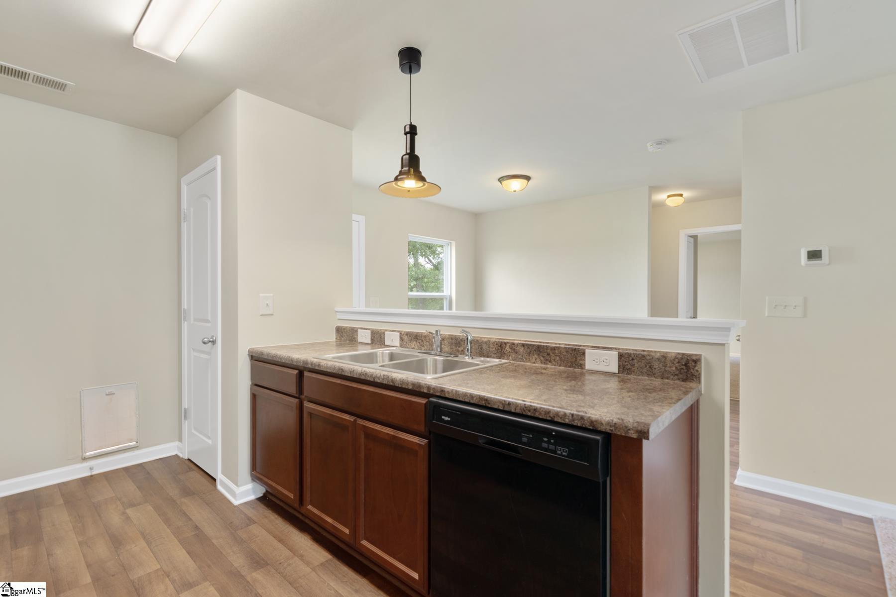139 State Rd S-42-751 Lyman, SC 29365 - Photo 8 of 25