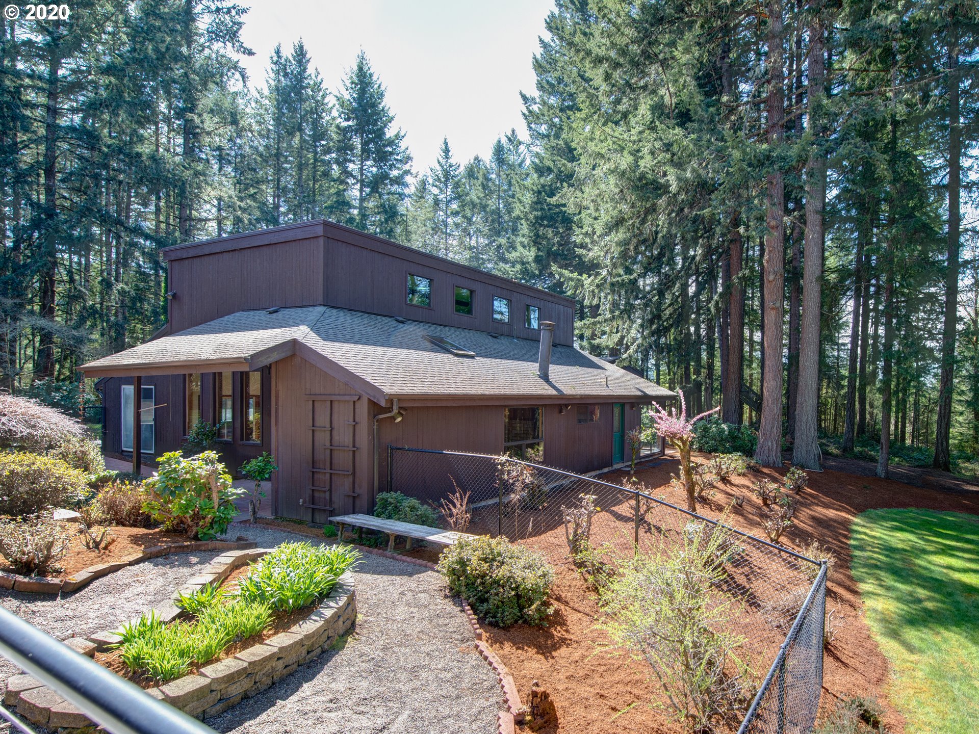 40706 Deerhorn Road Springfield, OR 97478 - Photo 14 of 32 Gallery Image 14