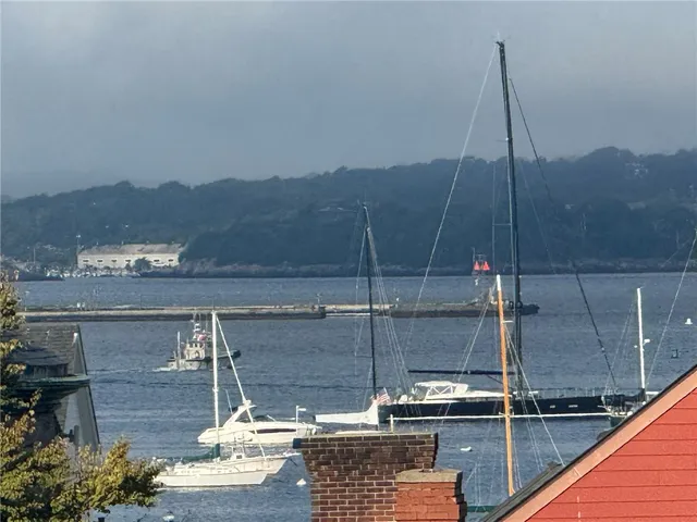 $5,300 | 33 Ann Street, Unit 3, Newport, RI 02840