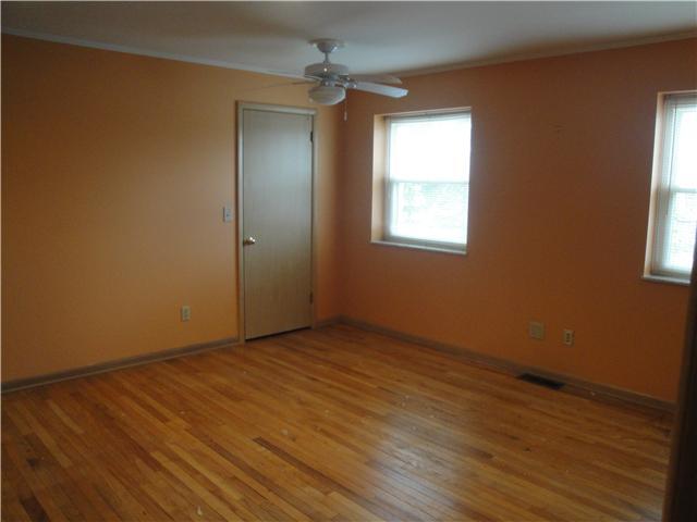 2581 Chartwell Road Columbus, OH 43220 - Photo 6 of 11 Gallery Image 6