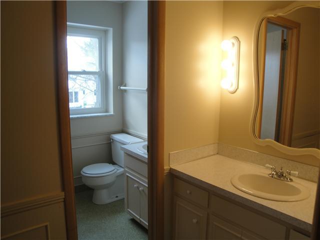 2581 Chartwell Road Columbus, OH 43220 - Photo 10 of 11 Gallery Image 10