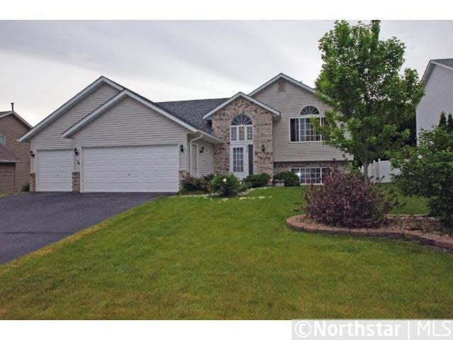 925 River Terrace Street Prescott, WI 54021 - Photo 1 of 15 Gallery Image 1