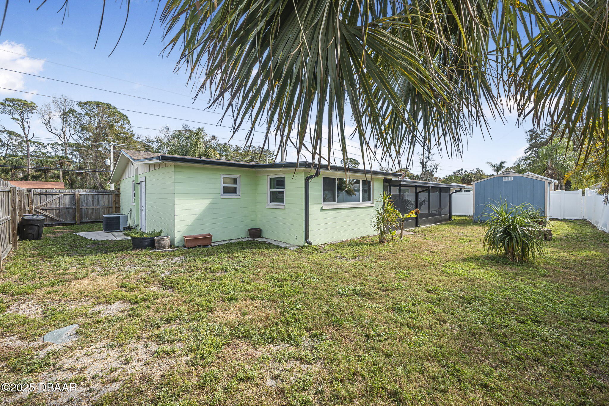 737 5th Street Port Orange, FL 32129 - Photo 34 of 40 a house with a outdoor space