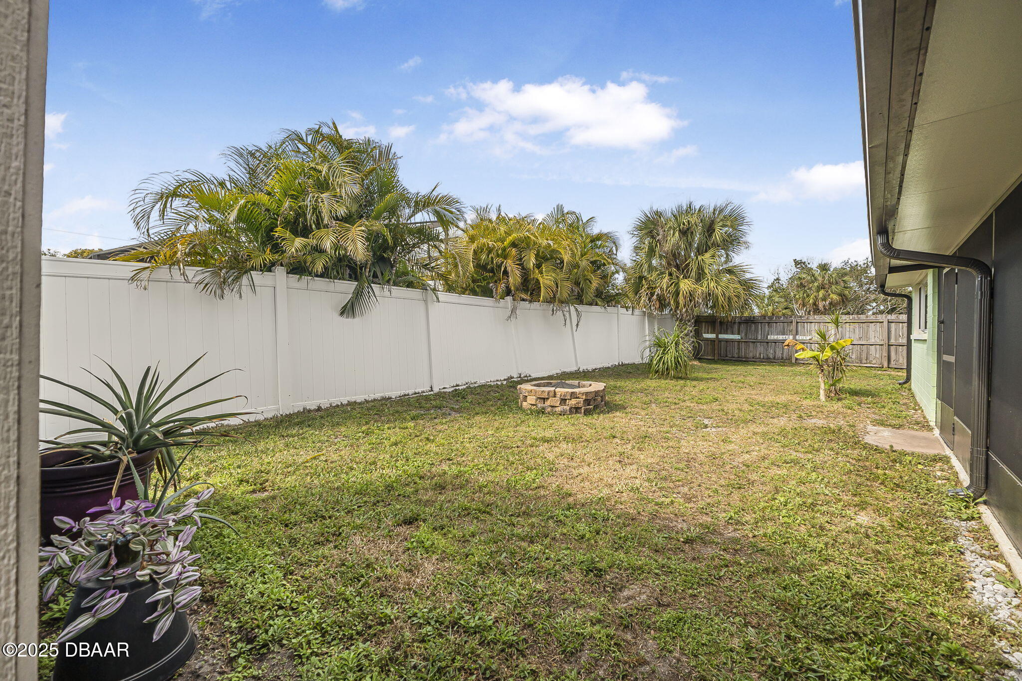 737 5th Street Port Orange, FL 32129 - Photo 35 of 40 a view of a yard