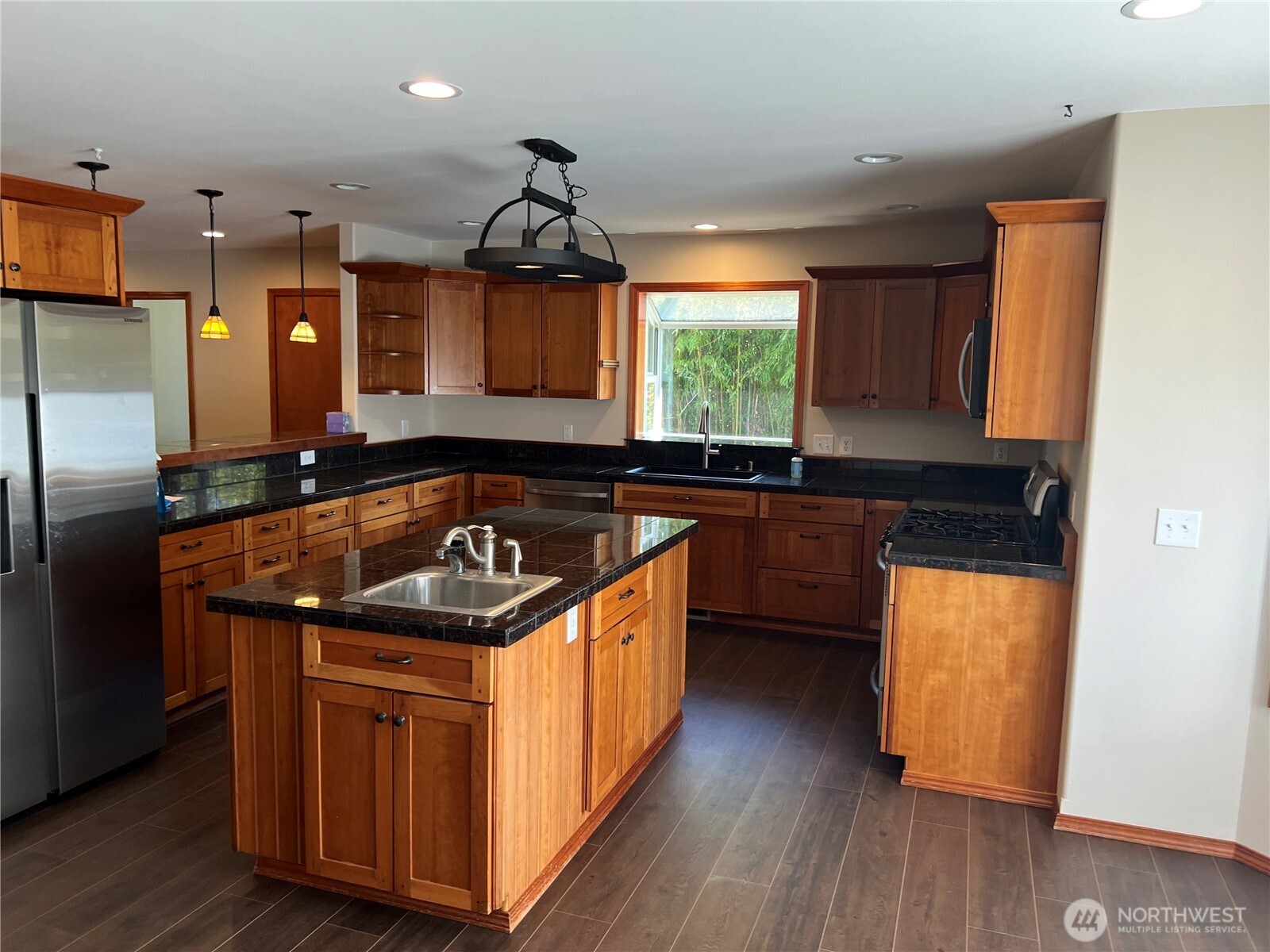 3130 Wilson Avenue Bellingham, WA 98225 - Photo 7 of 20