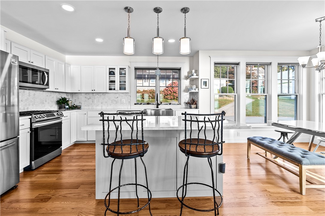 1888 Main Road Tiverton, RI 02878 - Photo 13 of 50