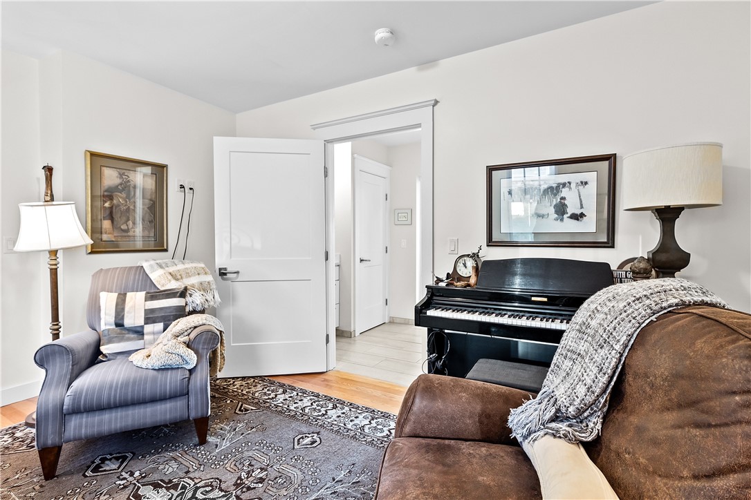 1888 Main Road Tiverton, RI 02878 - Photo 19 of 50