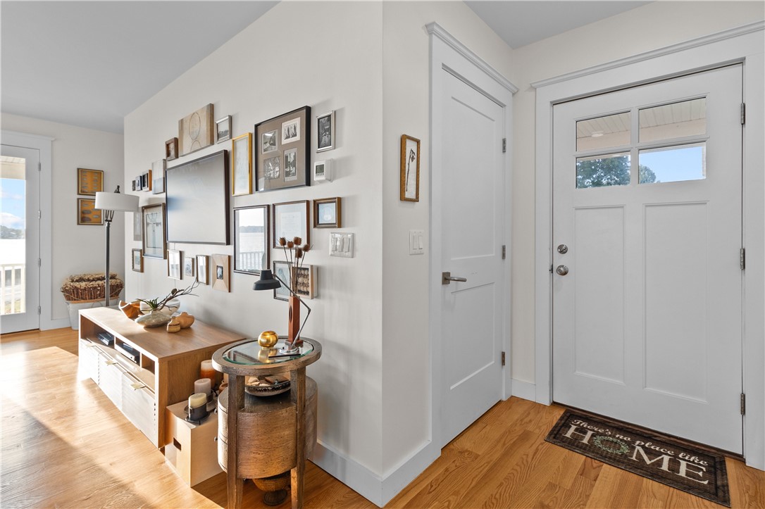 1888 Main Road Tiverton, RI 02878 - Photo 23 of 50