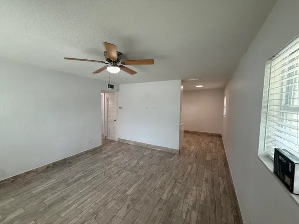 $2,000 | 4857 Weymouth Street, Lake Worth, FL 33463