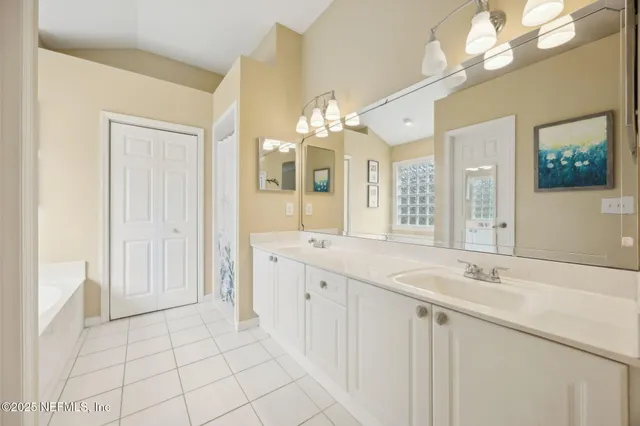 $650,000 | 8016 Wandering Deer Court, Jacksonville, FL 32256