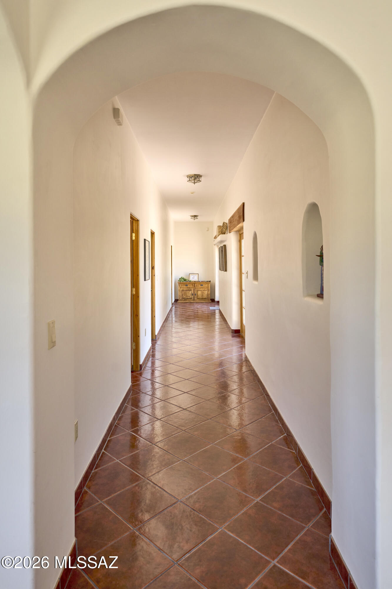 14075 South Sunglow Road Pearce, AZ 85625 - Photo 14 of 42 L_Interior House Hall 1