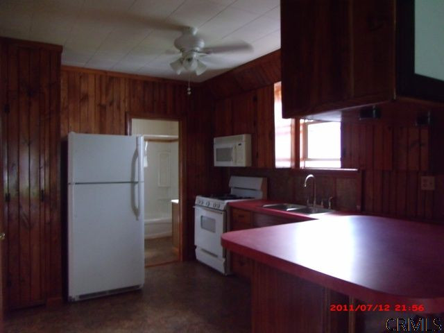 217 Glengary Road Schenectady, NY 12304 - Photo 8 of 15 Photo 8